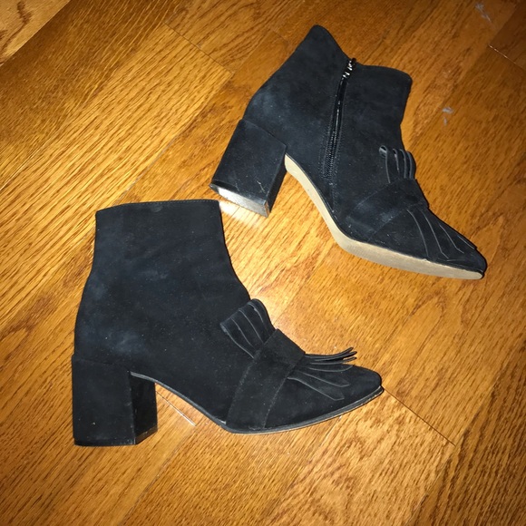 Black booties - Picture 1 of 2